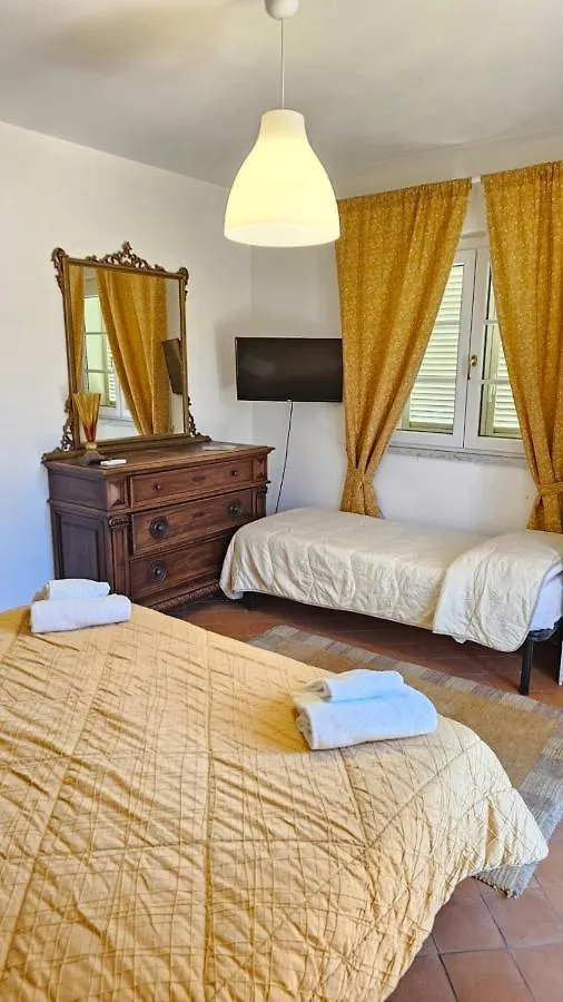 B&B Luna Nuova Sarzana Bed & Breakfast